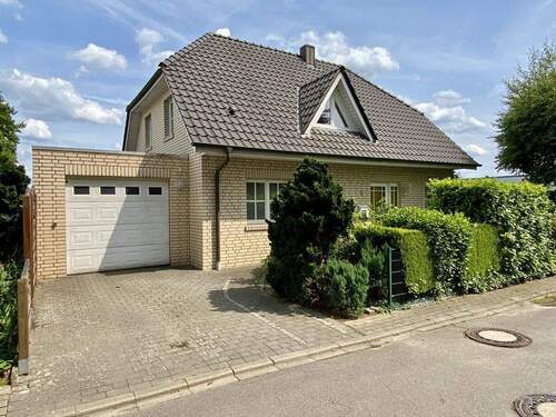 Straßenansicht - 5 Zimmer Einfamilienhaus zum Kaufen in Ankum