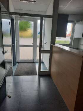Eingang - Halle zur Miete in Kinding