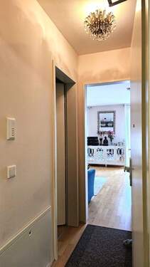 Eingang Flur - Etagenwohnung mit 53,00 m&sup2; in München zum Kaufen