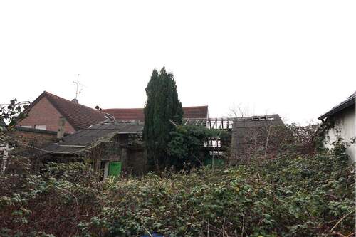 DSC01660 - Attraktives Baugrundstück mit Baugenehmigung für drei Zweifamilienhäuser