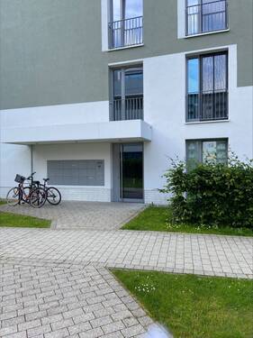 Friedrichsgaber Weg 445 Hauseingang 2.jpeg - 