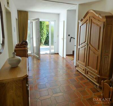 Diele EG - 1 Zimmer Einfamilienhaus in Weilerbach