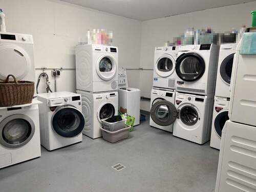 Waschraum im Erdgeschoss - 