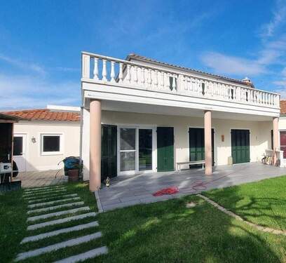 Außenansicht - Doppelhaushälfte zum Kaufen in Kösching