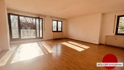 Wohnzimmer - 3 Zimmer Etagenwohnung zur Miete in Nürnberg