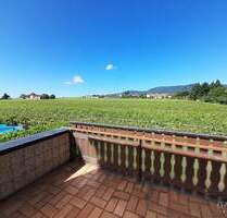 Doppelhaushälfte mit Rietburgblick - ruhige Lage, Garten & Garage - Edenkoben