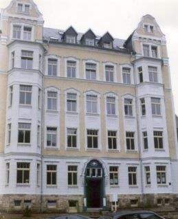 Haus - Günstige und vermietete 2-Zimmer mit Laminat und Wannenbad in ruhiger Lage!