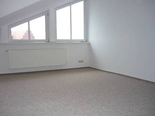 Wohnzimmer - 2 Zimmer Etagenwohnung in Brandenburg