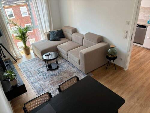 Bild 1 - Stilvoll möbliert: 2-Zimmer-Wohnung (62 m²) im Südviertel, 1. OG - zentrumsnah