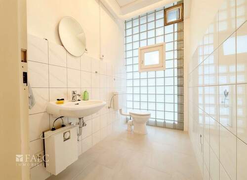 Badezimmer - (KI generiert) - 