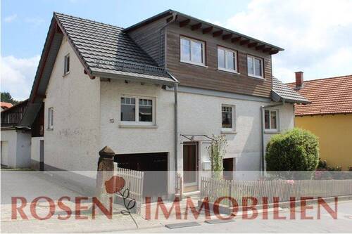 Frontseitenansicht.JPG - Einfamilienhaus zur Miete in Siedelsbrunn