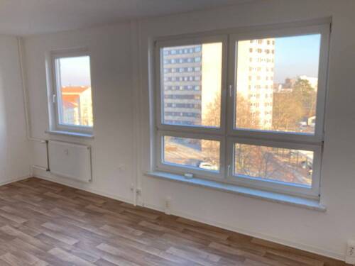 Wohnbeispiel - Wohnzimmer - 3 Zimmer Etagenwohnung zur Miete in Dessau-Roßlau