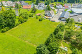 Aufnahme aus der Vogelperspektive - 5 Zimmer Mehrfamilienhaus, Wohnhaus in Bad Endbach