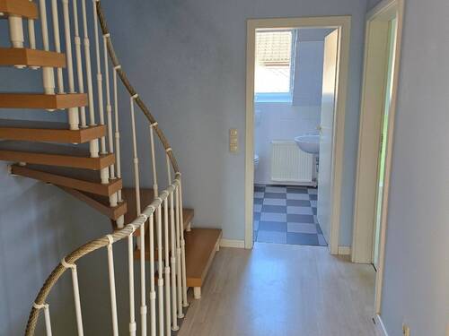 Treppe in den Spitzboden Raum. - 