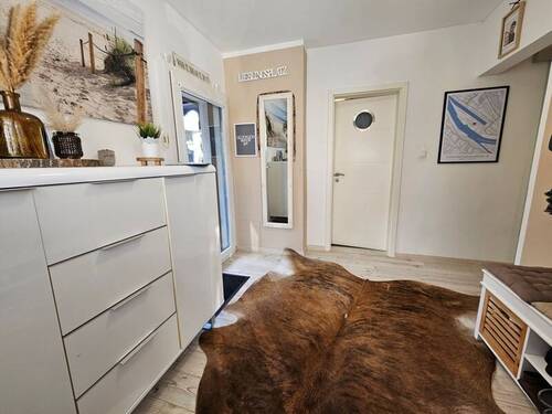 Eingangsbereich - 5 Zimmer Einfamilienhaus zum Kaufen in Bremen