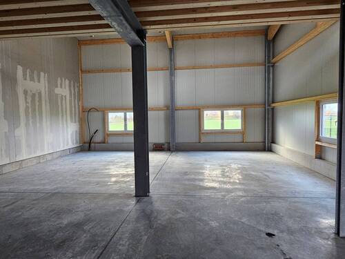 Innenansicht - Halle in Ampfing