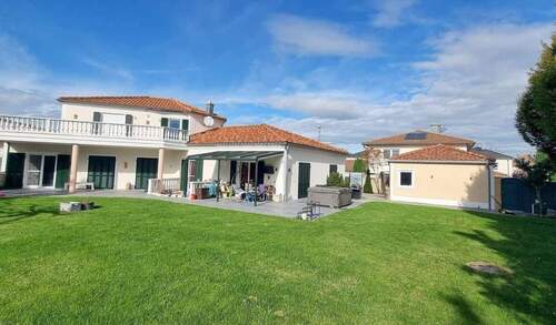 Garten - NEUMANN - Hochwertiges Einfamilienhaus mit Einliegerwohnung in top Lage!