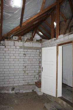 nicht ausgebauter Speicher.JPG - 