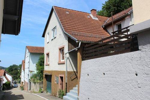 Straßenansicht.JPG - 5 Zimmer Einfamilienhaus zum Kaufen in Wald-Michelbach