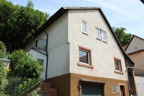 Frontansicht.JPG - Einfamilienhaus mit 107,00 m&sup2; in Wald-Michelbach zum Kaufen
