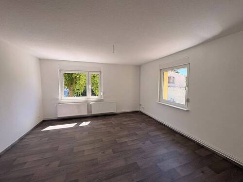 Wohnzimmer - 3 Zimmer Etagenwohnung zur Miete in Schönwalde-Glien