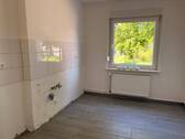 Küche mit Fenster - 3 Zimmer Etagenwohnung in Schönwalde-Glien