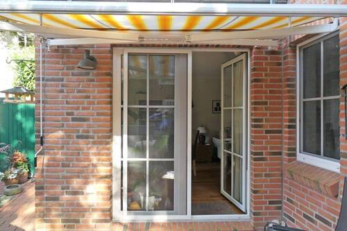 Terrasse mit Markise - 