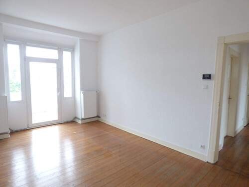 Zimmer 1 - 3 Zimmer Etagenwohnung zur Miete in Osnabrück