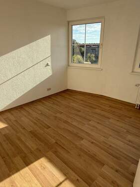 DE937119-D51D-4A64-90AC-AEB9AC7ED294.JPG - 3 Zimmer Etagenwohnung in Staßfurt
