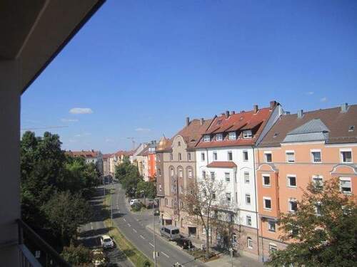 Blick vom Balkon - 1 Zimmer Etagenwohnung in Nürnberg