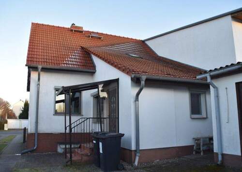 Eingangsbereich - 5 Zimmer Doppelhaushälfte zum Kaufen in Brieskow-Finkenheerd