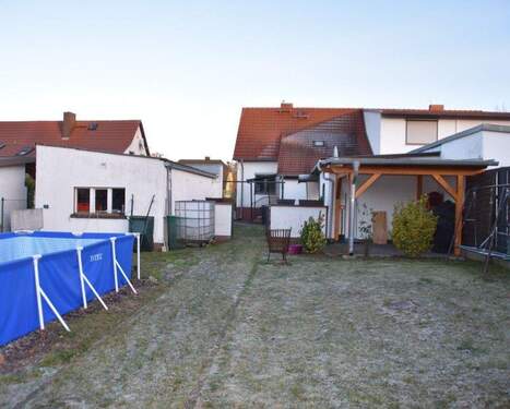 Garten mit Terrasse und Pool - 5 Zimmer Doppelhaushälfte in Brieskow-Finkenheerd