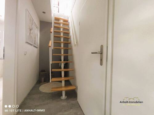 Treppe zum DG - 