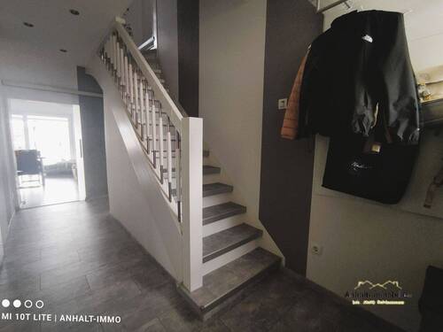 Flur (2) - Doppelhaushälfte mit 140,00 m&sup2; in Sandersdorf-Brehna zum Kaufen