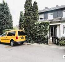 Grundstück mit freistehendem Bestandsgebäude, wunderschöne ruhige wertbeständige Lage in Hürth