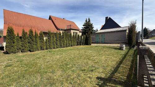 Vorgarten - Einfamilienhaus mit 104,00 m&sup2; in Finneland zum Kaufen