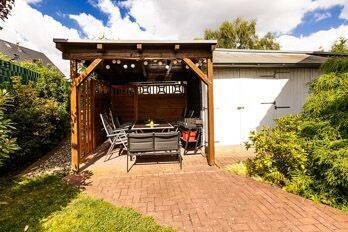 gemeinschaftliche Flächen - Mehrfamilienhaus, Wohnhaus in Düsseldorf zum Kaufen