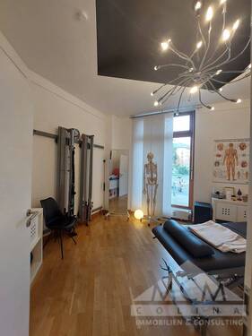 Raum 1 - 4 Zimmer Gewerbeobjekt (Büro, Produktion, Verkauf) in Frankfurt