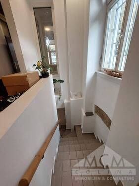 Treppe zur Sanitäranlage /Lager - 