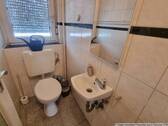 14 Vorderhaus OG Gäste WC - 