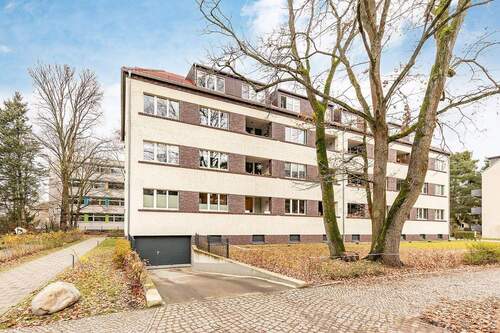 Vorderansicht - Freie 3-Zimmer-Wohnung nahe der Mittelheide