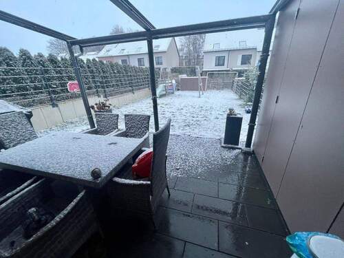 Terrasse mit Pergola - 