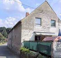 Einfamilienhaus in Jahnatal - 30.000,00&nbsp;EUR Kaufpreis, ca.&nbsp; 235,00&nbsp;m&sup2;&nbsp;Wohnfl&auml;che in Jahnatal (PLZ: 04749) Baderitz