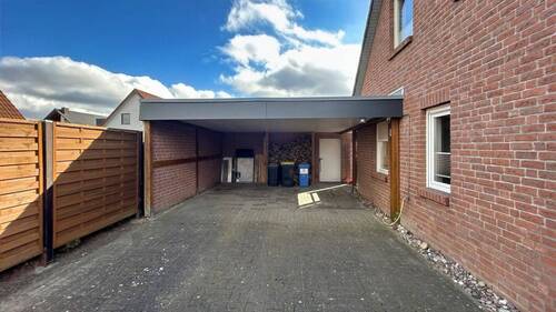 Doppelcarport mit Schuppen - 