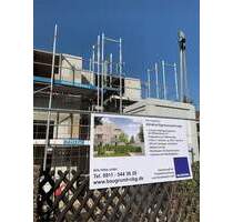 Perfekt geschnittene 3-Zimmer-Neubau-Whg. in Poppenreuth, Bad mit Fenster, Abstellraum, Balkon mit Markise, sonnige Südwest-Lage im 1.OG - Fürth Ronhof