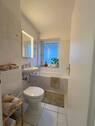 Badezimmer.png - Etagenwohnung mit 49,00 m&sup2; in Bremerhaven zur Miete