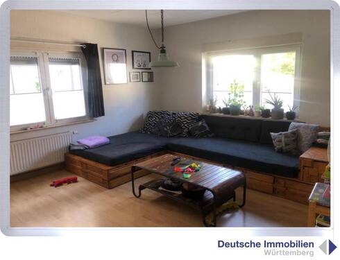 Wohnzimmer - 3 Zimmer Etagenwohnung in Fellbach