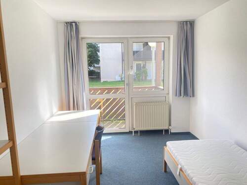 Appartement - Einzelbelegung - Mehrfamilienhaus, Wohnhaus mit 1,84 m&sup2; in Hof zum Kaufen