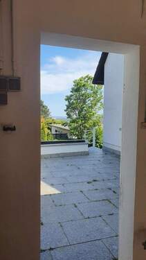 Terrasse vor Wohnzimmer - 