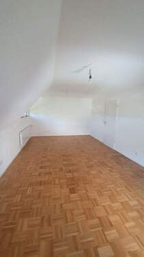 Schlafzimmer Eltern 1 St. - 